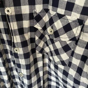 Forever 21 white & navy blue flannel